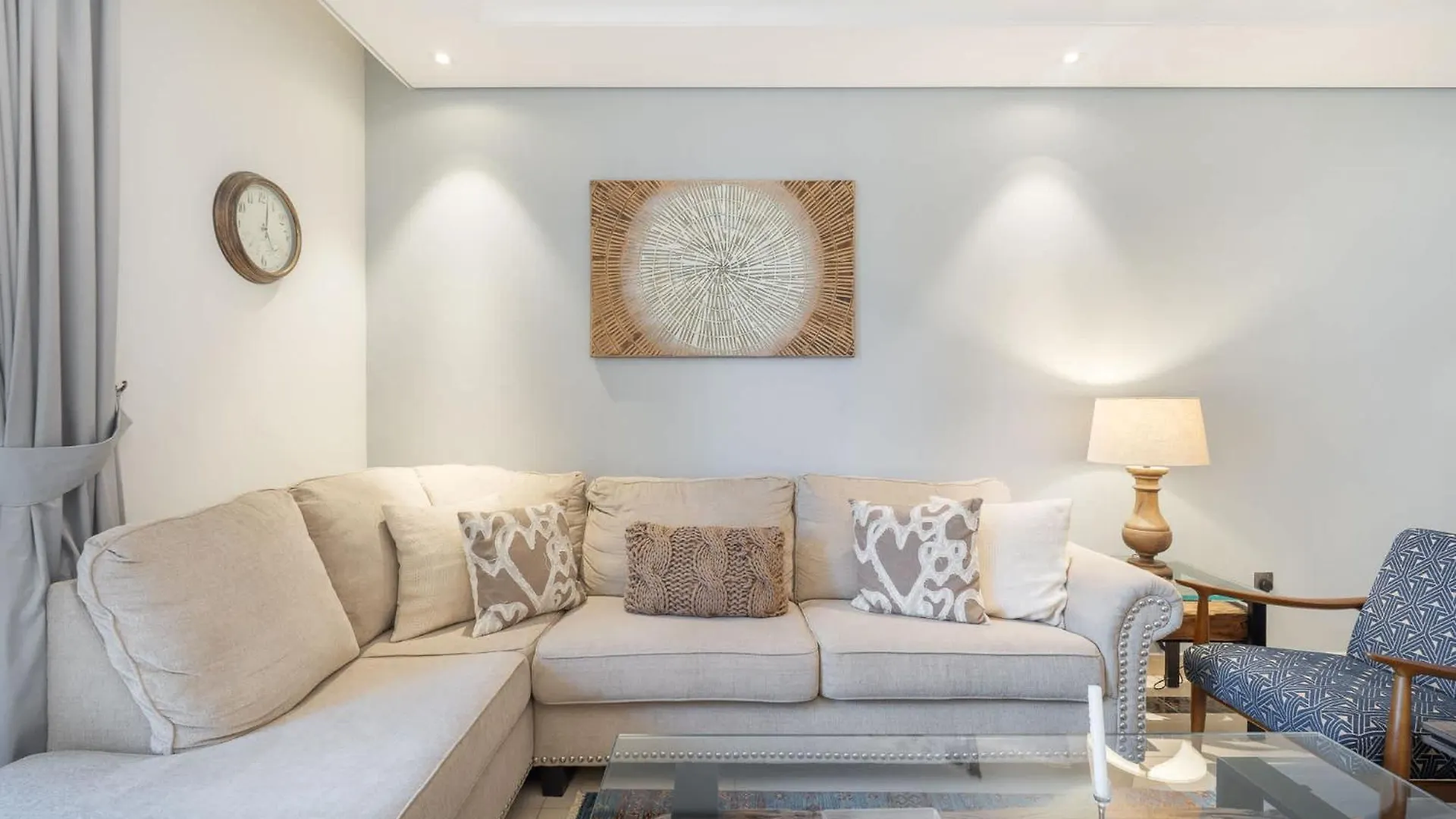 Absolutely Stunning 3 Bedroom Apartment In Downtown Dubai Förenade Arabemiraten