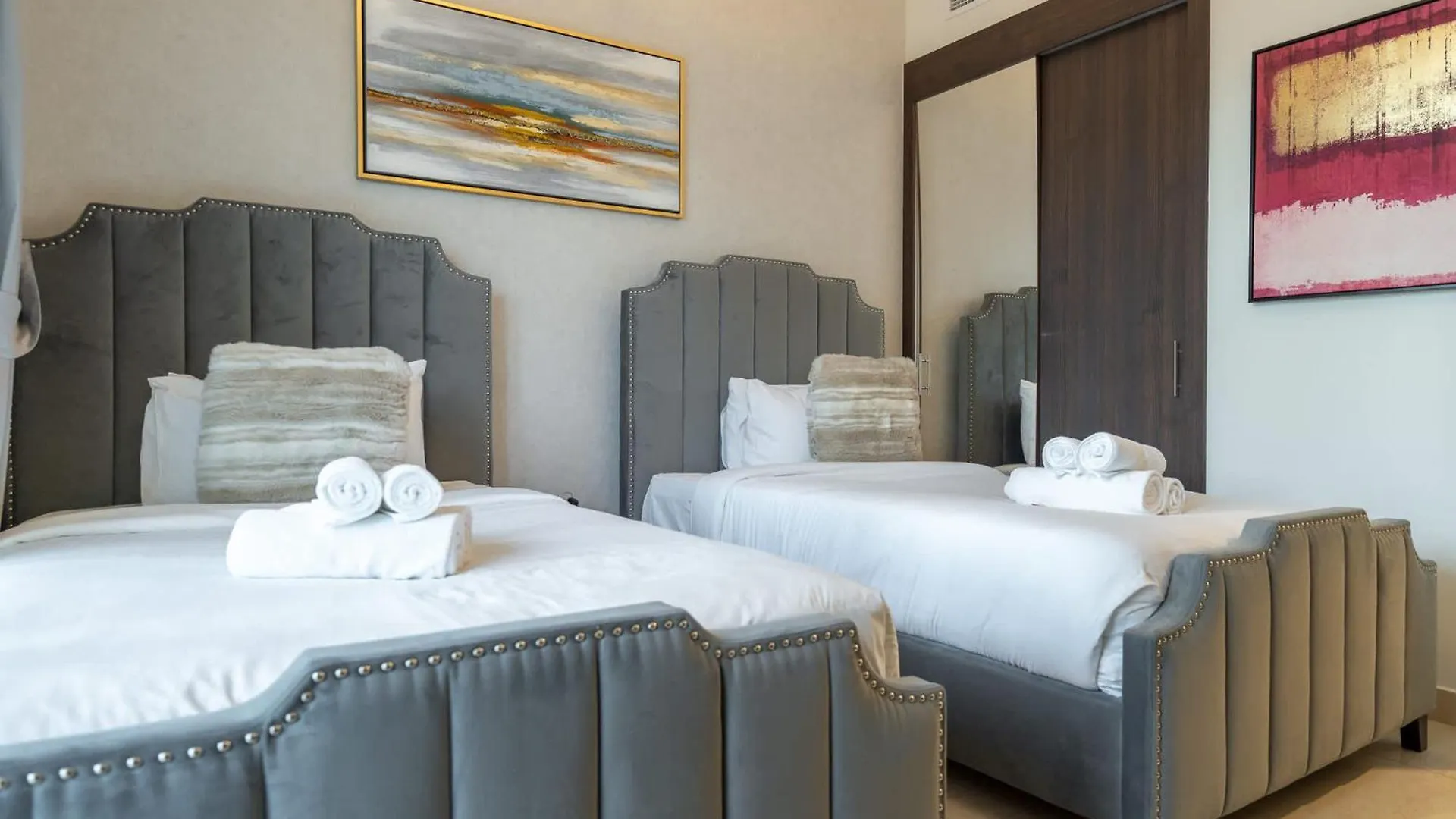 Absolutely Stunning 3 Bedroom Apartment In Downtown Dubai Förenade Arabemiraten