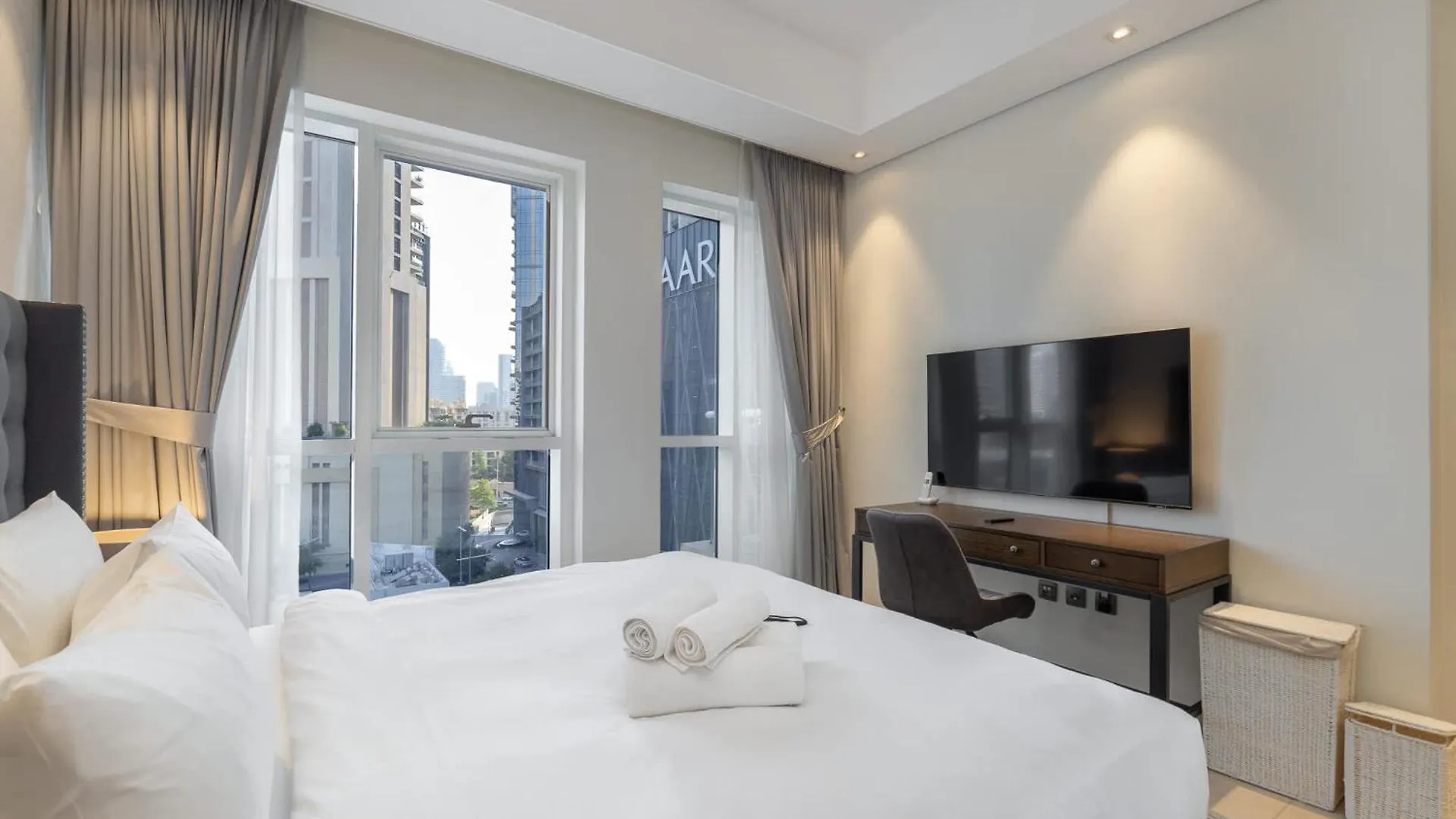 Absolutely Stunning 3 Bedroom Apartment In Downtown 迪拜