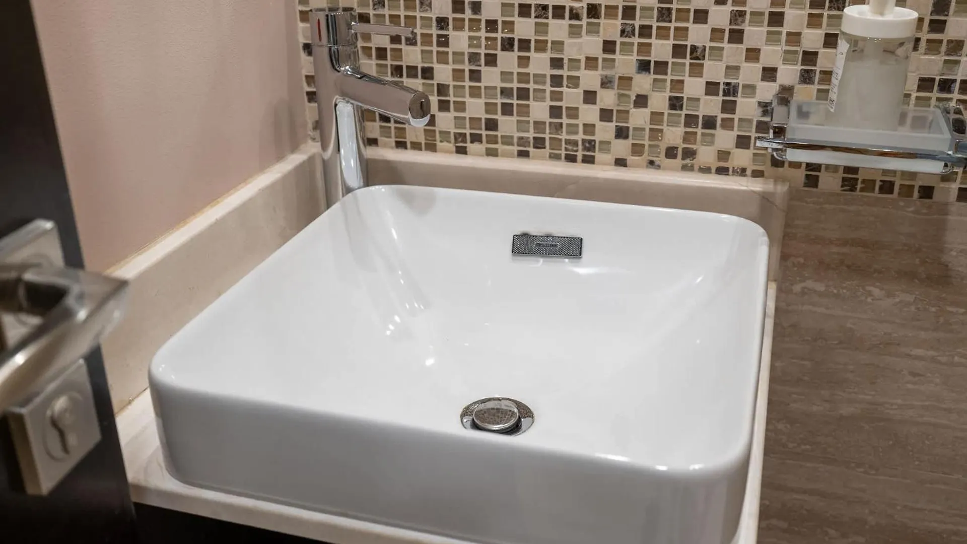 Absolutely Stunning 3 Bedroom Apartment In Downtown 迪拜